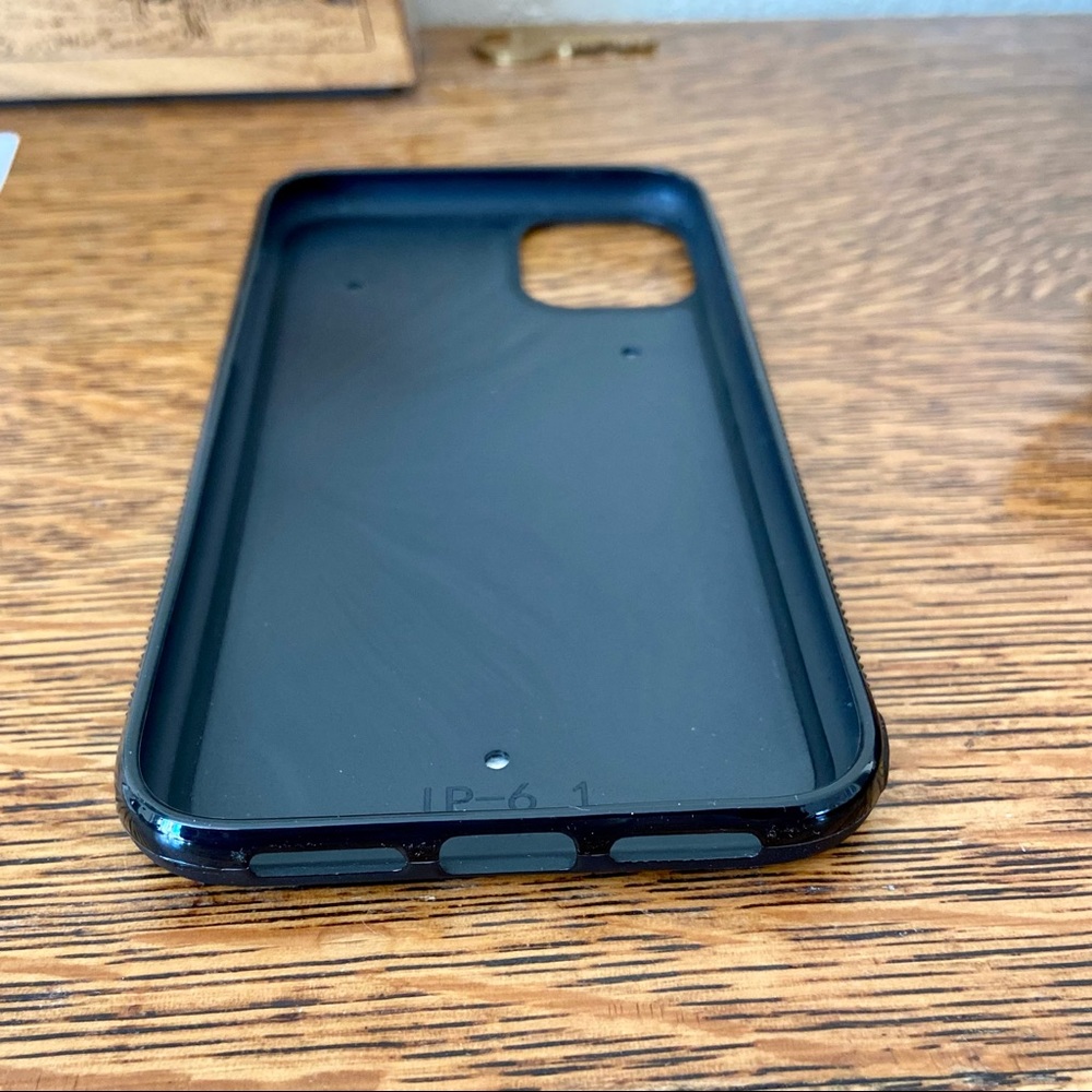 NEW iPhone 11 case - Picture 3 of 5